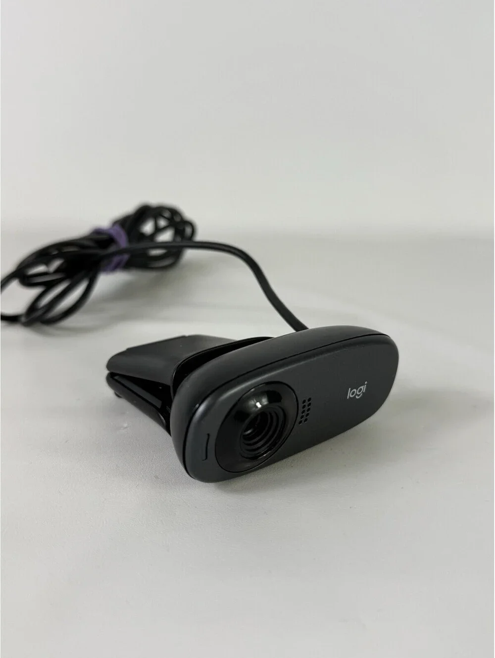 Logi V-U0018 USB 2.0 Webcam 720p Built-in Microphone Black 860-000441